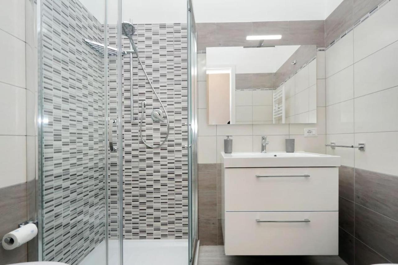 Vaticano Terrace: Brand New 2 Bedrooms 2 Bathrooms 로마 외부 사진