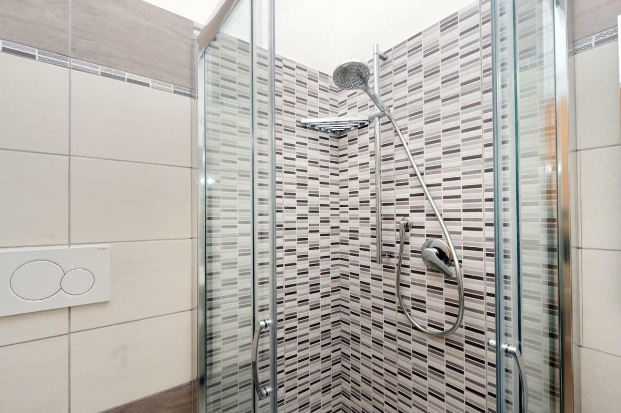 Vaticano Terrace: Brand New 2 Bedrooms 2 Bathrooms 로마 외부 사진